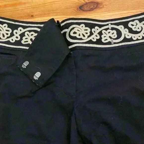 Ann Taylor Loft women’s embroidered trousers - Picture 6 of 7
